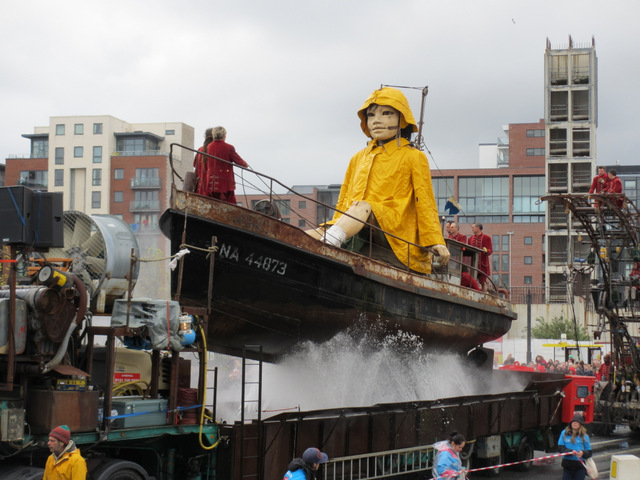 Little Girl Giant 'sailing' along Wapping