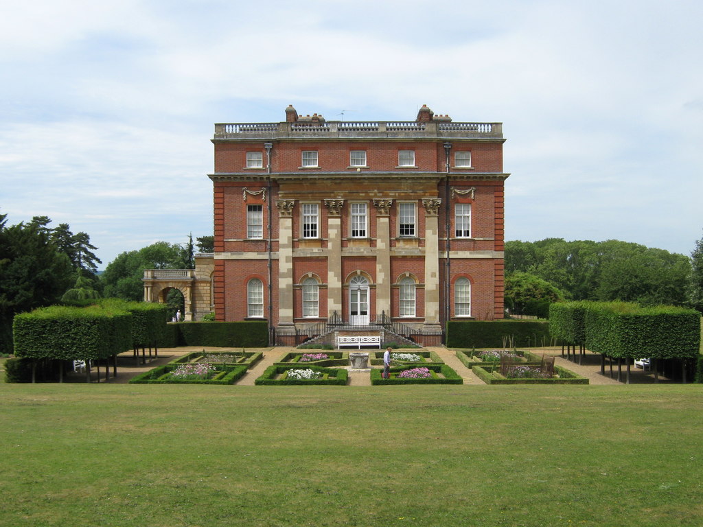 Clandon House in Clandon Park, Surrey © victoria allum cc-by-sa/2.0 ...