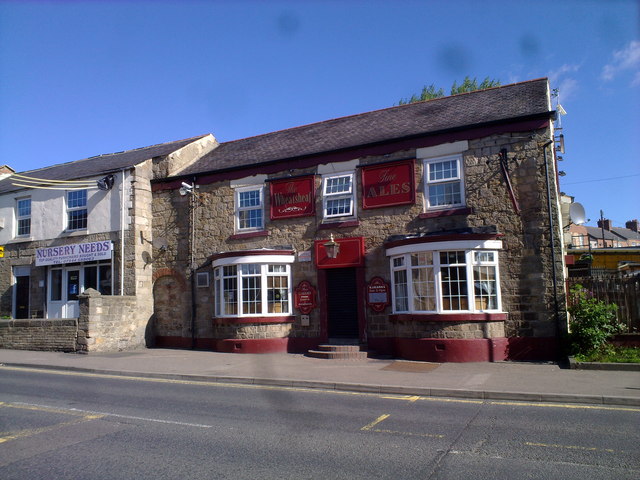 The Wheatsheaf pub at Shiney Row © Robert Graham cc-by-sa/2.0 ...