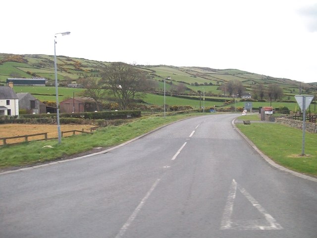 The B8 (Hilltown Road) at The Square