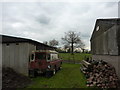 Old Land Rover at Wardsend