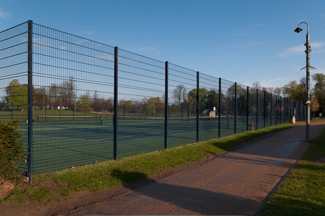 Tennis Courts Priory Park © Ian Capper :: Geograph Britain and Ireland