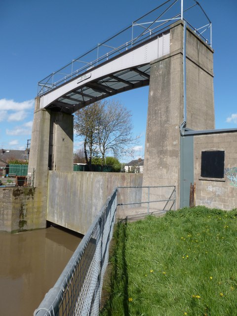 Regulator on the River Rother