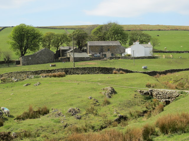 Fenwick Farm © Perry Dark cc-by-sa/2.0 :: Geograph Britain and Ireland