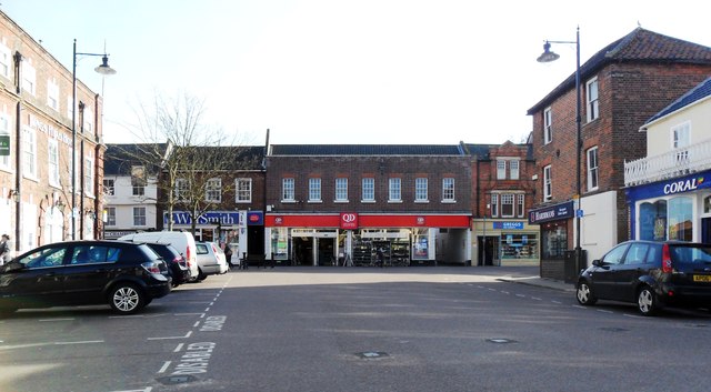 The Walk, Beccles © nick macneill cc-by-sa/2.0 :: Geograph Britain and ...