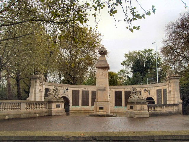Guildhall Square Cenotaph
