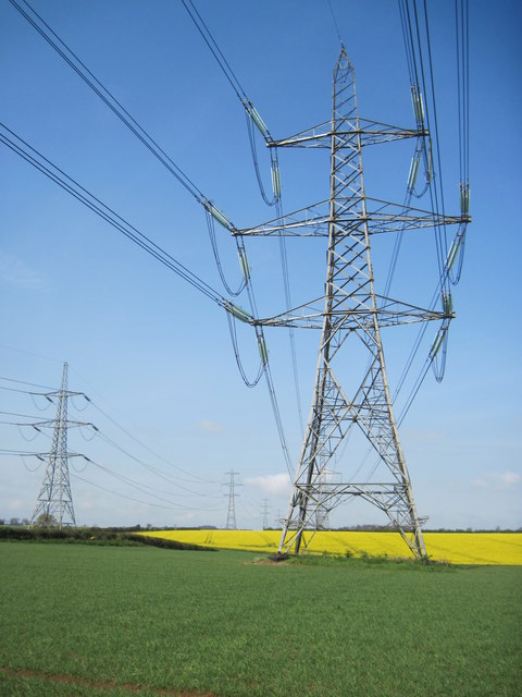 that-s-a-lot-of-power-martin-dawes-geograph-britain-and-ireland