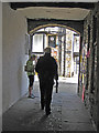 Passageway into Sheep Street