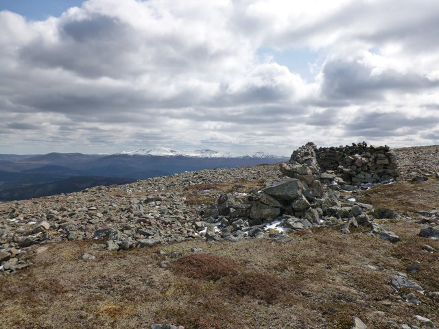 Shelter on Carn Liath