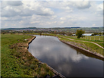 SD7731 : Leeds and Liverpool Canal from Altham Bridge by David Dixon