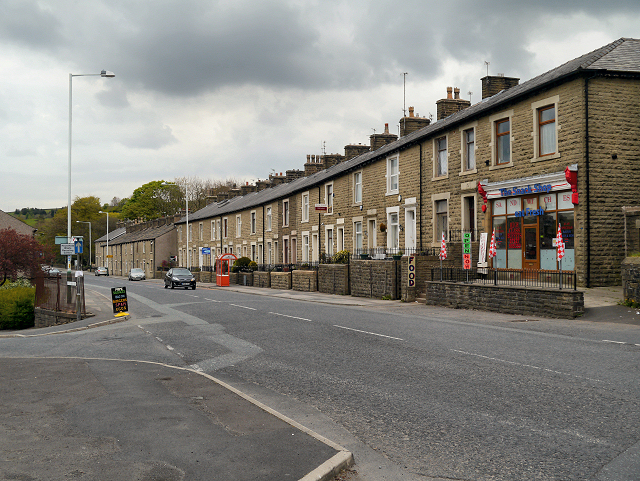 Haslingden, Blackburn Road © David Dixon cc-by-sa/2.0 :: Geograph ...