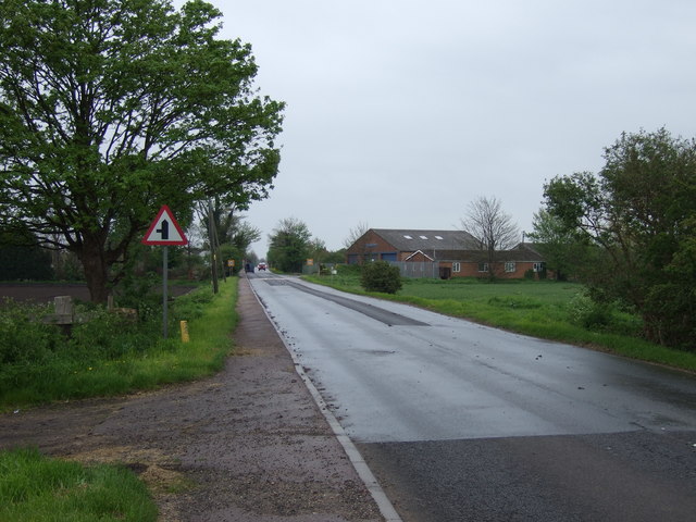Oilmills Road towards Ramsey