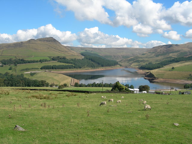 Dovestone Reservoir © John Topping cc-by-sa/2.0 :: Geograph Britain and ...