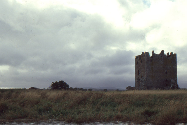 Threave Castle from the ferry