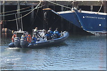 NH7867 : Seal Watchers about to clear the harbour by Michael Shepherd