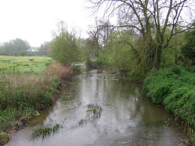 River Brett, Hadleigh © JThomas cc-by-sa/2.0 :: Geograph Britain and ...