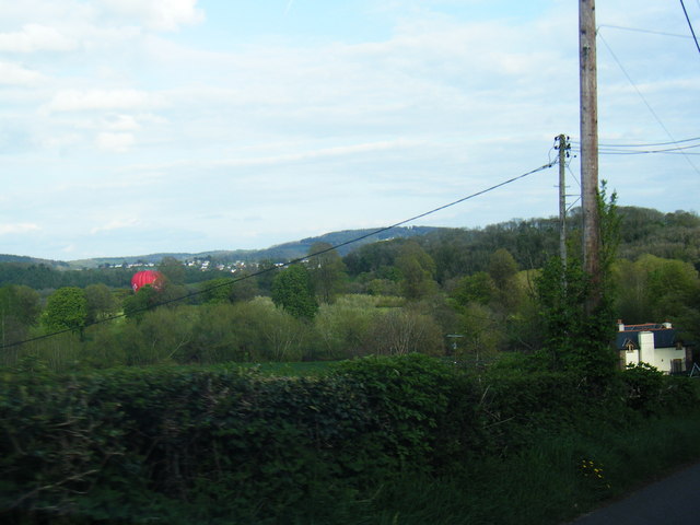 B4347 at Old Mill Lodge, with hot air balloon landing