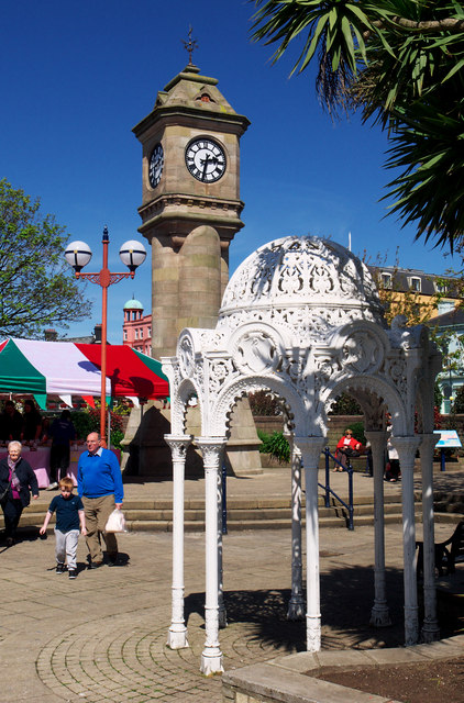 Fountain and clock, Bangor