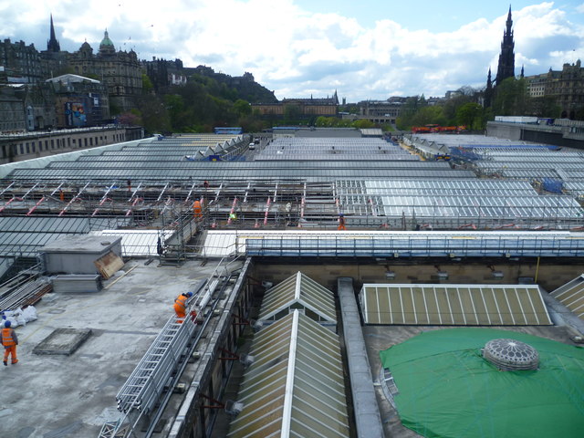 Waverley Station roof renovation \u00a9 kim traynor cc-by-sa\/2.0 :: Geograph ...