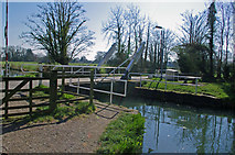 SU7251 : North Warnborough - Basingstoke Canal by Chris Talbot