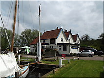 TG3007 : The Ferry House Inn at Surlingham, Norfolk by dave h