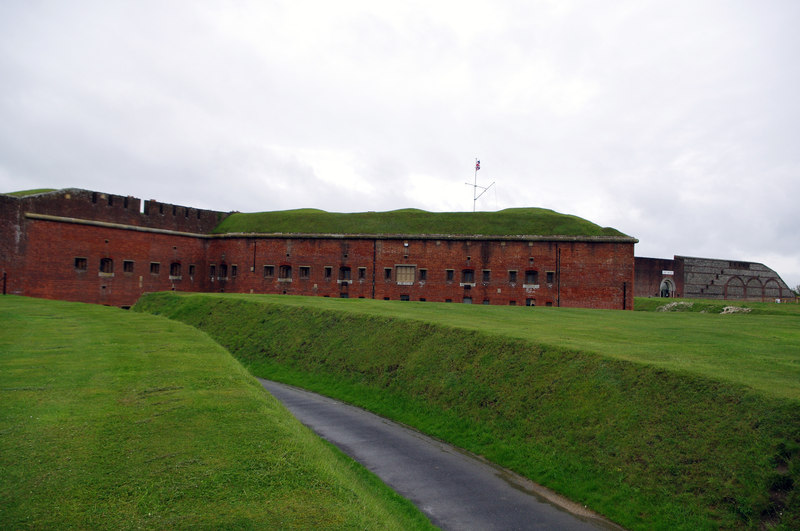 Boarhunt - Fort Nelson © Chris Talbot cc-by-sa/2.0 :: Geograph Britain ...