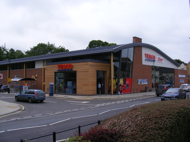 Tesco Store, Saxmundham © Geographer cc-by-sa/2.0 :: Geograph Britain ...