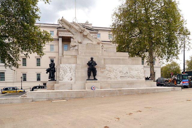 Hyde Park Corner, The Artillery Corps... © David Dixon cc-by-sa/2.0 ...