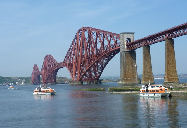 Forth Bridge And The Hawes Pier © Kim Traynor Cc-by-sa 2.0 :: Geograph 