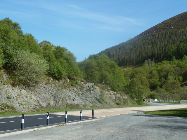 A470 passing the foot of the Marteg valley