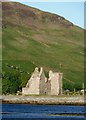 NR9350 : Lochranza Castle by Rob Farrow