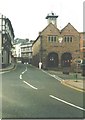 Looking along the High Street, Ross-on-Wye in 1985