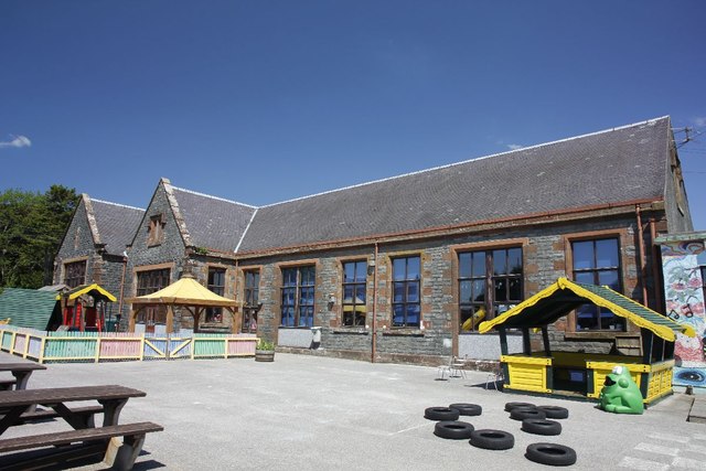 Wigtown primary school © Bill Nicholls :: Geograph Britain and Ireland