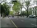 Holland Park Avenue, looking west