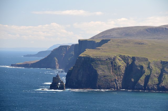 A distant view of the cliffs of Clo Mor © Jim Barton :: Geograph ...