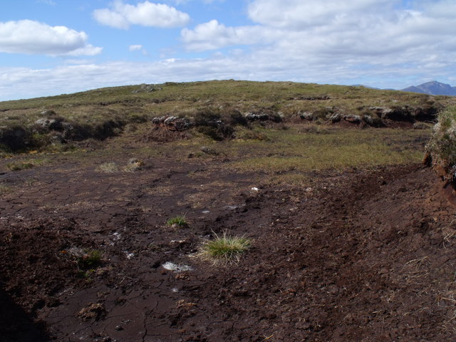 Peat banks north-west of Cnap na Feola above Strathconon