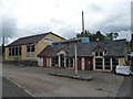 Old roadside garage and filling station, Refail