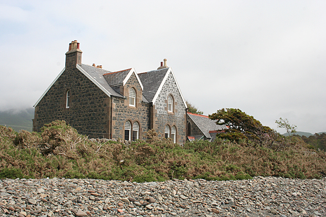 clergyman-s-house-anne-burgess-geograph-britain-and-ireland