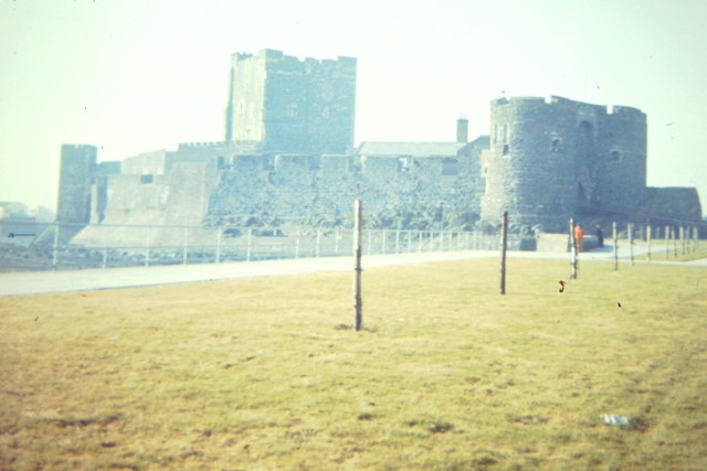 Carrickfergus Castle © Catherine Smith :: Geograph Ireland