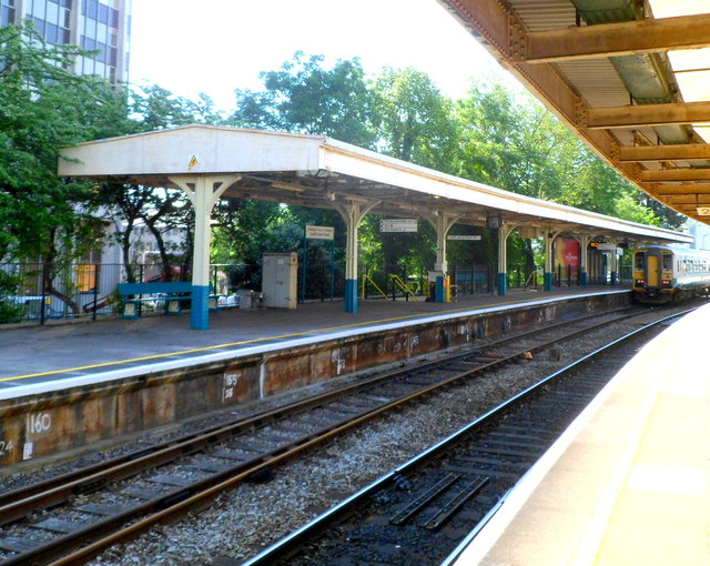 Platform 3, Cardiff Queen Street railway station