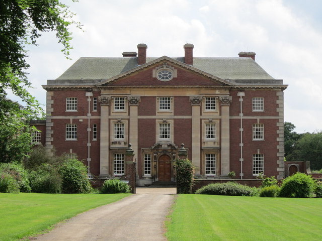 Gate Burton Hall Ian S cc by sa 2.0 Geograph Britain and Ireland