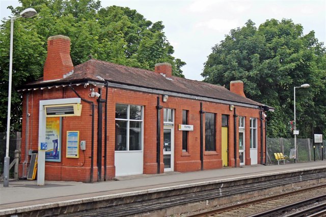 Platform building, Formby Railway... © El Pollock cc-by-sa/2.0 ...