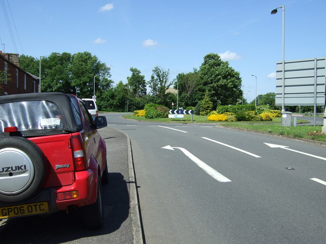 Huntingdon Road (B1514) approaching roundabout