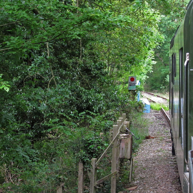 end-of-the-line-for-now-roger-jones-geograph-britain-and-ireland