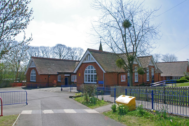 Odiham - Buryfields Infant School © Chris Talbot :: Geograph Britain ...