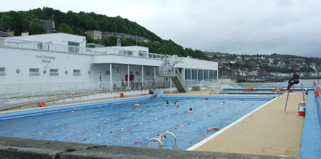 Gourock outdoor swimming pool © Thomas Nugent cc-by-sa/2.0 :: Geograph ...