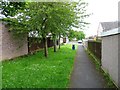 Footpath from Wycombe Grove to Chadwell Close