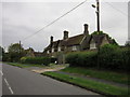 Houses on Vicarage Road, Pitstone