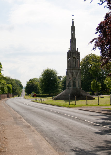 The B1253/1251 junction, by the Eleanor Cross in Sledmere