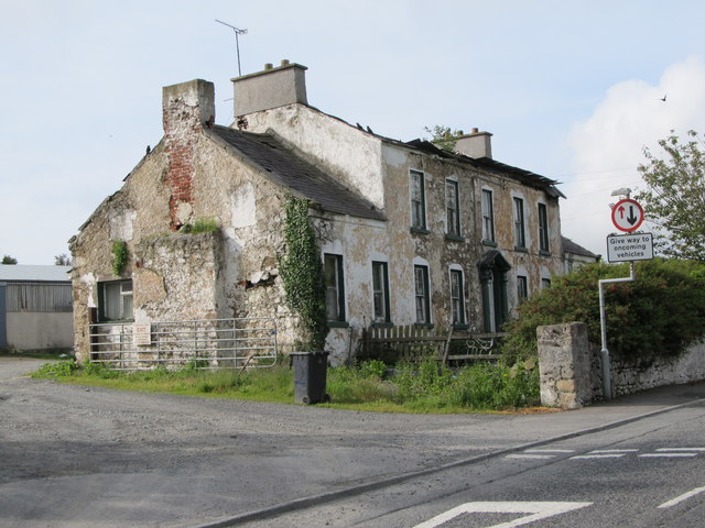 Dilapidated farm house at the top of Church Hill